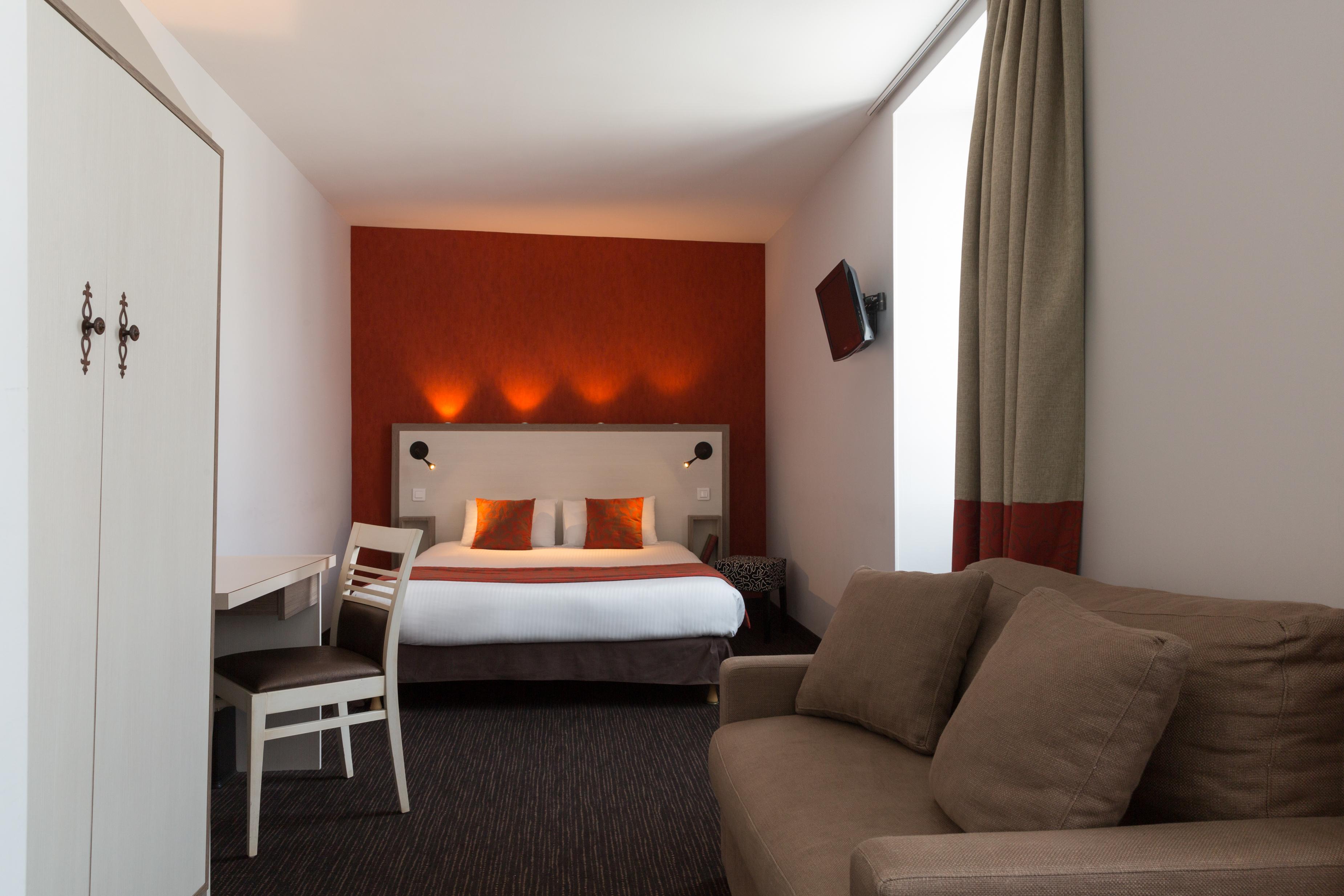 ホテル Domaine Le Martinet, The Originals Relais ブワン エクステリア 写真